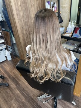 ラル(Lull) ミルクティー×バレイヤージュ/アルカリ酸熱トリートメント/個室