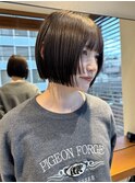 大人ボブ大人ショートボブ切りっぱなしボブ前髪あり前下がりボブ