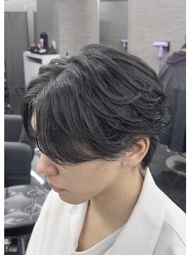 ローグ(ROGUE) 毛流れセンターパート