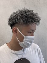 ルースト 西院店(ROOST)&nbsp;ツイストパーマ/ホワイトメッシュ/フェード/ツーブロック