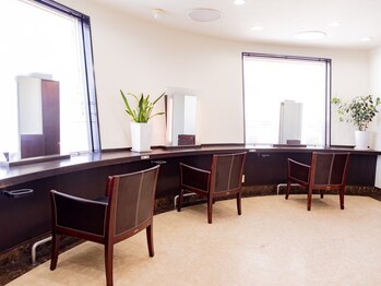 Joli minois【ジョリ ミノワ】