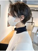 ショートくびれヘア顔周りレイヤーおくれ毛_ba446312