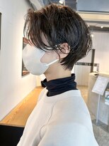 シオン(shion)&nbsp;ショートくびれヘア顔周りレイヤーおくれ毛_ba446312