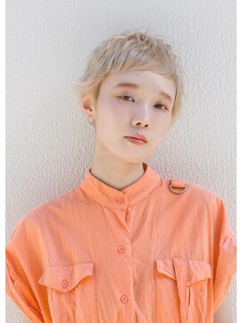 テイ(tei) ショート/ベリーショート/ハイトーン/カット/ブリーチ/レイヤー