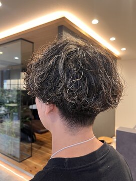 マウ(mau) ハイライト×スパイラルパーマ