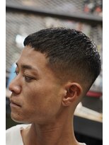 フォーコーナーズカットショップスリーセント 栄(FourCornersCutShop 3/cent)&nbsp;クロップスタイル