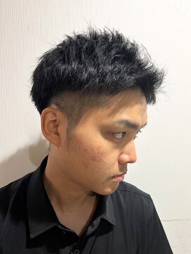 グラスヘア 流川店(Grass Hair) 【スパイキーアップバング男らしさを引き立てる攻めのスタイル】