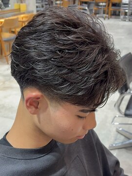 フィフス 神南(fifth) 渋谷フェザーショートシャドウパーマセンターパートウルフゆるめ