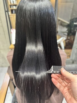 ツヤツヤ髪質改善酸熱トリートメント♪