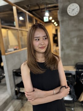 フリーラ 京都河原町三条店(freera) 【kiho】はいらいとあでつくるベージュカラー