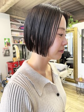 ヌード(NUDE) NUDE20代30代40代切りっぱなしボブ ミニボブ前下がりボブ