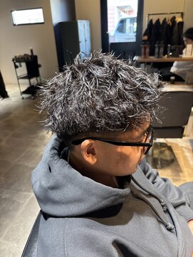 ハイプ 木更津(HYPE) 【ツイストパーマ】MEN’S HAIR/波巻きツイストスパイラル