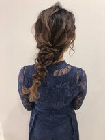 ヘアーサロン シム(hair salon Cime) 編みおろしアレンジ【Cime】