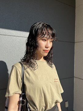 ヘアーアイストゥーレ(HAIR ICI TRE) ミディアムパーマ　カーリーパーマ