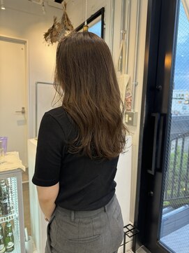 ロカ 表参道(loka) ベージュカラー/ウェーブヘア[表参道/ブリーチ/ハイライト]Mai