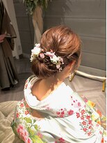 ブラウ ネイル パーティー(Blau Nail Party)&nbsp;やわらかシニヨン