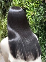 レイズアンダーバーホワイト(RAISE by _WHITE)