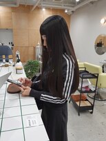 ブラウン(BROUN)&nbsp;BROUNストレート　自然なストレート　美髪ストレート