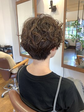 アソビ(asobi) 大人かわいいショートパーマ