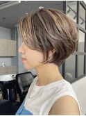 切りっぱなしショート・ボブ/絶壁解消/前髪なし/４0代/30代/丸顔