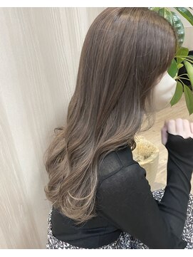 サニーサイド 大名(Sunny side) 透明感ベージュ