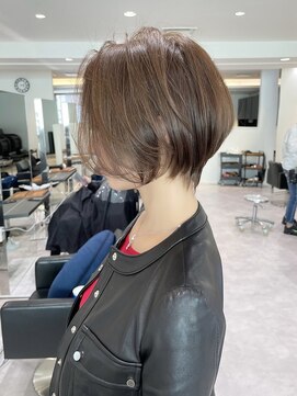 バンプ ギンザ(BUMP GINZA) 30代40代50代大人ショート髪型丸顔前髪なし似合わせ