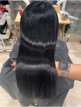 ヘアーアンドメイク ビス(HAIR&MAKE bis) 乾かしただけでこのツヤ髪!