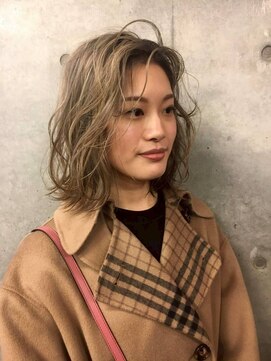 マハナ(Mahana by hair) ブロンドカラー海外ヘア　［鎌倉駅］