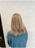 ミルクティーベージュ