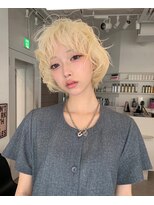 ペレ 原宿(PELE)&nbsp;ダブルカラー/ケアブリーチ/羽エクステ/原宿