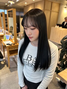 ゼストプラス(ZEST plus) 暗くても重く見えない アイスグレージュ