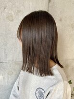 ロロン 豪徳寺店(LORONG) 外ハネ ツヤ感ブラウン 切りっぱなしボブ