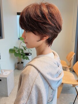 ヘッズ 高木瀬店(HEADS) ショートボブ 顔周りレイヤー ブラウンカラー ショートカット