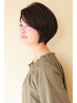 レウナ 外苑前(Reuna) 大人女子・30代・40代に人気スタイル