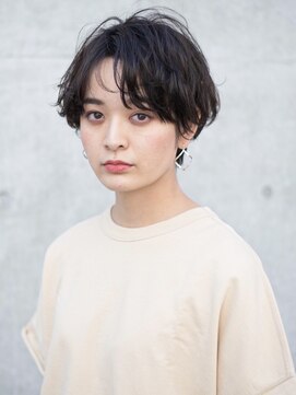 エムクランメイクス 原宿 表参道(m.clan MAKE'S) 大人かわいいマッシュショートハンサム前髪フェザーバングボブ