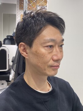 ドルクス 日本橋(Dorcus) 40代男性髪型東京バーバー日本橋ビジネスショート