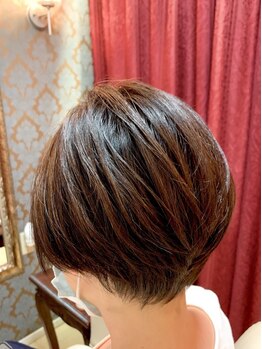 フレイム ヘア(FRAME hair)の写真/【女性staffのみ！】一人一人に似合わせるカットで360度美しいシルエットを実現★理想のショートヘアに◎