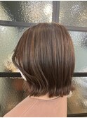 ナチュラルベージュハイライト/30代40代50代/切りっぱなしボブ