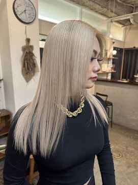 ウェルブ(Welb.) 艶感×ホワイトベージュ