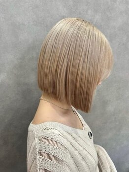 アヴニール(avenir)の写真/前髪×顔周りカットで叶う"小顔魅せ"!繊細なカット技術で再現性も抜群♪【韓国/レイヤー】