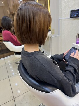 フレア(FLAiR) 10代２０代ストレートミニボブ／ボブ／切りっぱなしボブ／上大岡