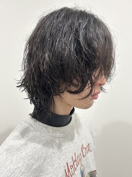 ヒュイル バイ ニアウ(Hwyl by Niau) メンズマッシュシャドウパーマスパイラルパーマニュアンスパーマ