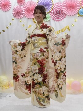 やま屋 2025年２０歳のつどい振袖着付