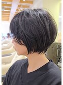 ショートボブ