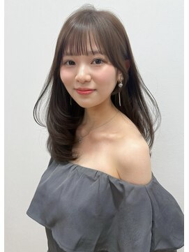 【votan_はまひ】ミディアム/レイヤー/くすみベージュ/顔周り