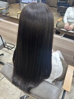 ルチア パリ(Luccica PARIS)&nbsp;【Luccica PARIS sayumi】オリーブグレージュ×レイヤースタイル