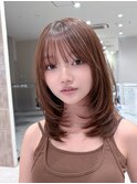 ★ミディアムレイヤーハッシュカットオリーブベージュワンカール