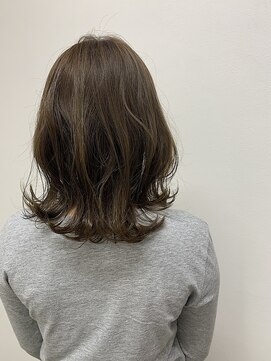 ガーランドウメダ(Garland umeda) ミディアム-ボブ-