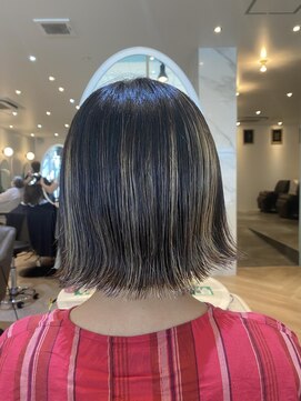 アンフィ 矢向(Anphi) 切りっぱなし×ハイライト