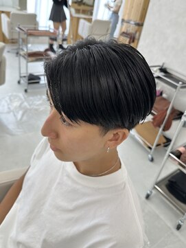 スウェル(SWELL) ショートセンターパート/メンズ縮毛矯正